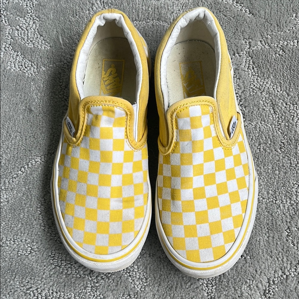 EUC kids size 2.5 Vans Yellow and White Checkered Slip-On Sneakers